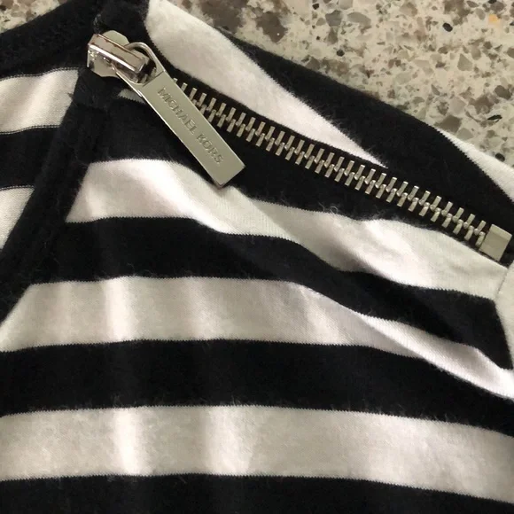 Michael Kors stripped black and white body suit. Size M. - Picture 3 of 8
